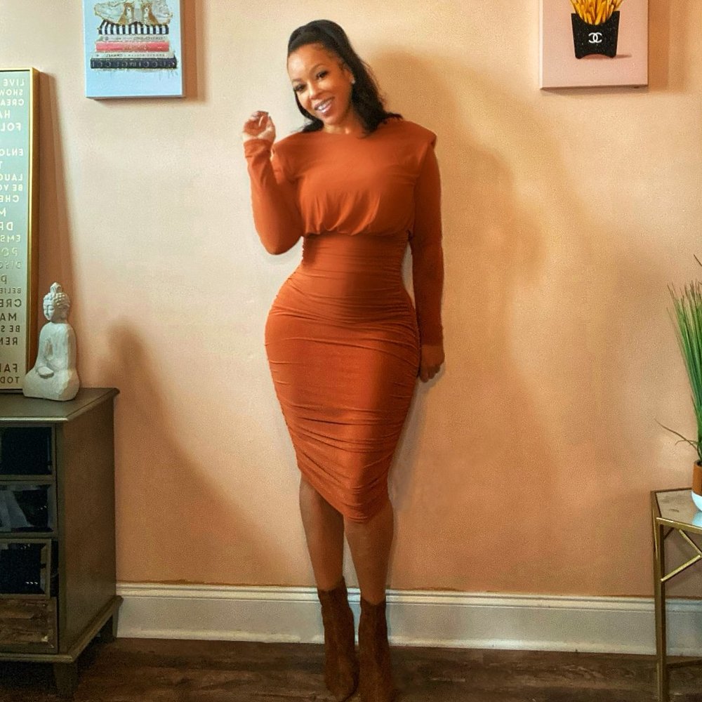 Rust Sheer Midi Dress With Ruching - Picture 3 of 4
